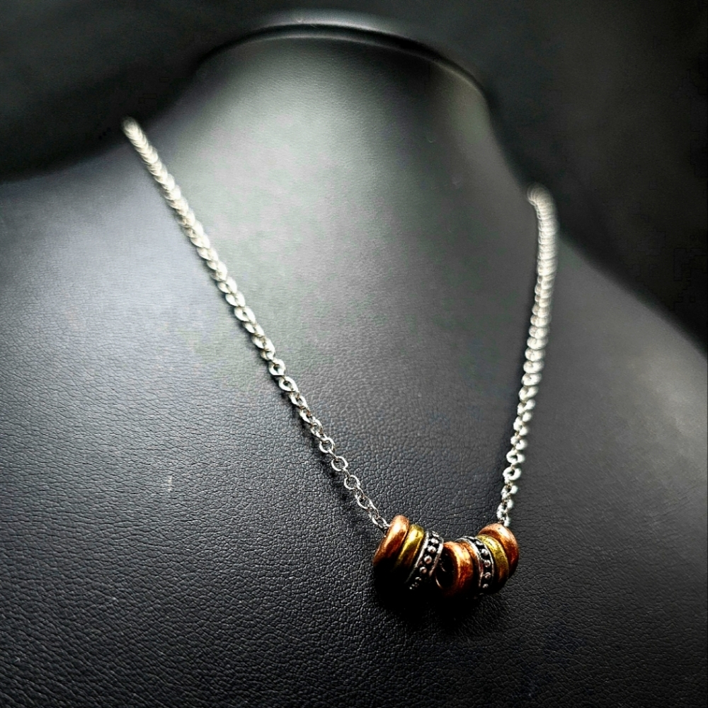 🤎'Dainty Dalliance' Multi Finish Short Style Necklace & Earrings - Paparazzi🤎